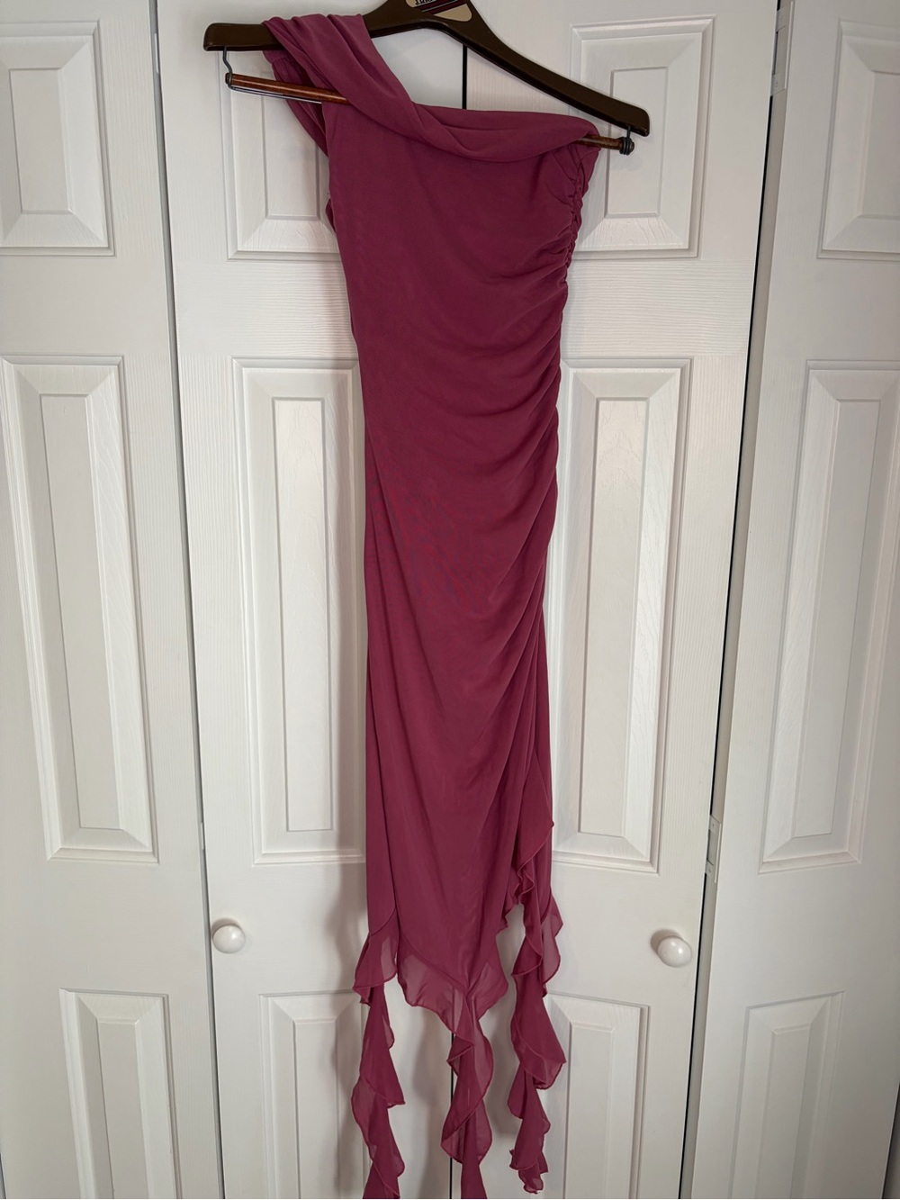 Hello Molly One-Shoulder Ruched Asymmetrical - Picture 2 of 3